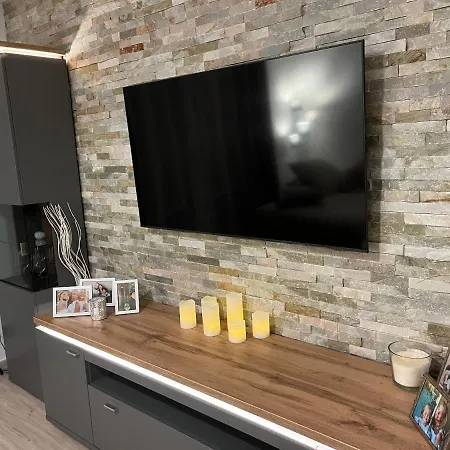 Neu Renoviertes Reihenendhaus Mit Klimaanlage Nahe Heidelberg *