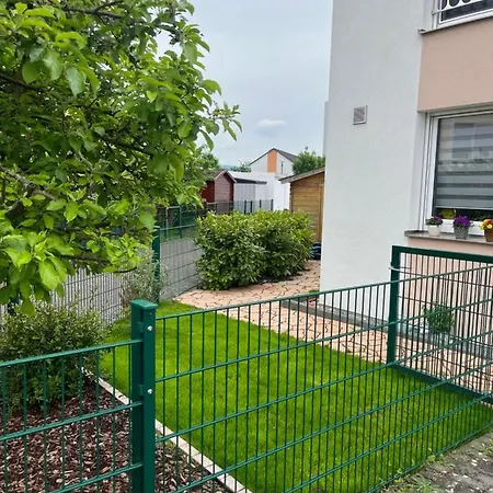 Neu Renoviertes Reihenendhaus Mit Klimaanlage Nahe Heidelberg