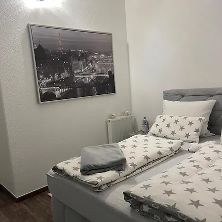 Neu Renoviertes Reihenendhaus Mit Klimaanlage Nahe Heidelberg Eppelheim