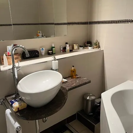Neu Renoviertes Reihenendhaus Mit Klimaanlage Nahe Heidelberg Appartement Eppelheim