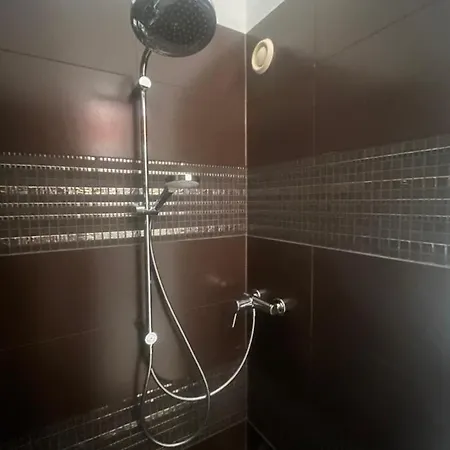 Neu Renoviertes Reihenendhaus Mit Klimaanlage Nahe Heidelberg Appartement *