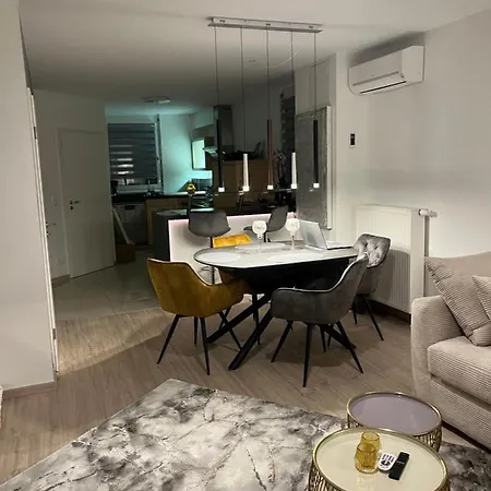 Appartement Neu Renoviertes Reihenendhaus Mit Klimaanlage Nahe Heidelberg